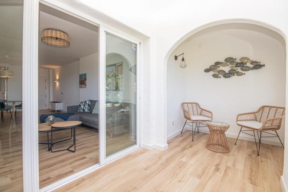 Wonderful 2 Bed Apartment With Stunning Sea Views Sitio de Calahonda 外观 照片